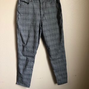 American Eagle, black and white plaid pants.